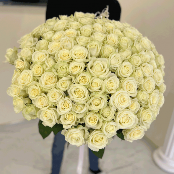 101 белая роза, лента в Евпатории