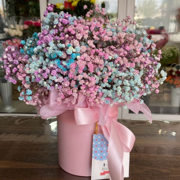 Гипсофила в розовой коробке  в Евпатории