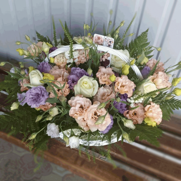 Композиция в корзине &quot;Симфония&quot; в Евпатории