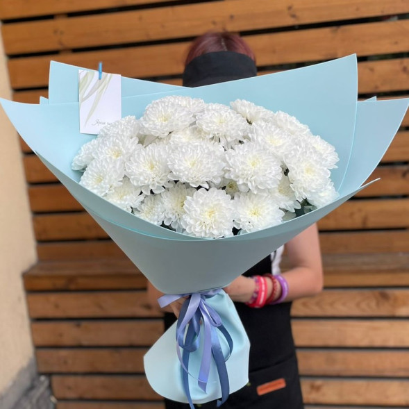 Букет 7 хризантем в Евпатории