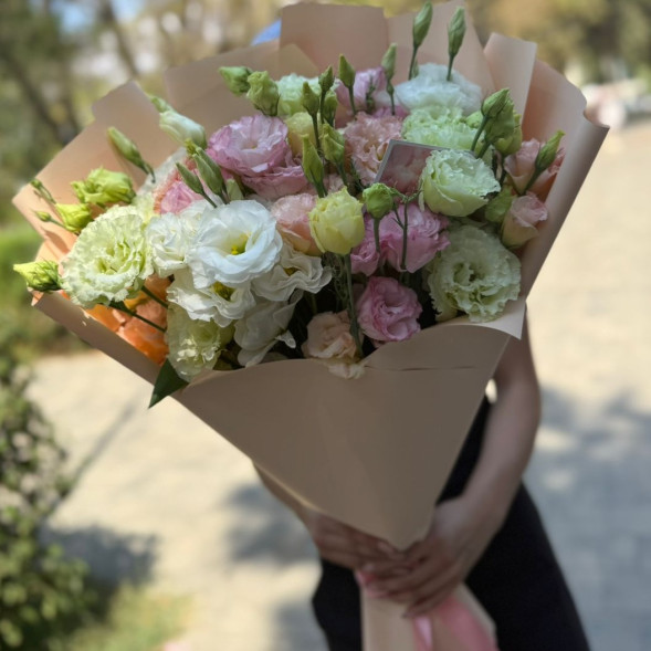 Букет из эустом Летнее утро в Евпатории