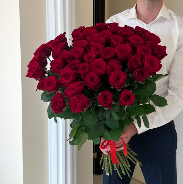 51 красная роза в Евпатории