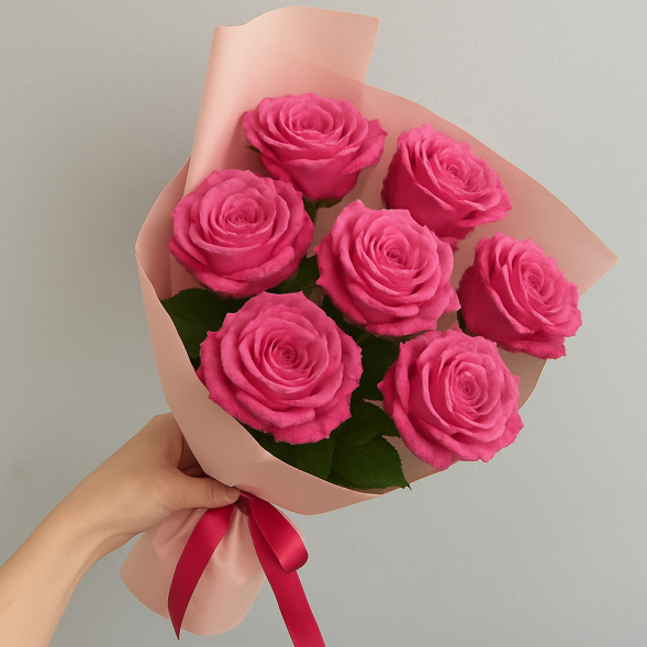 Стильный букет 7 розовых роз в Евпатории